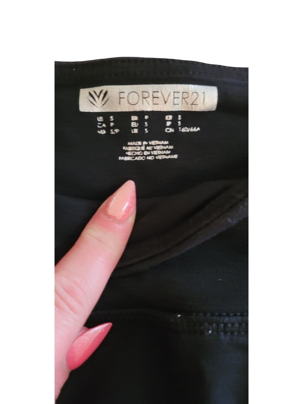 Forever 21 Black ¾ Length Leggings (S) - Picture 3 of 4